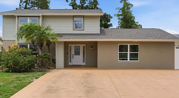 Move-In Ready Tampa Home with Heated Pool & Legal In-Law Suite
