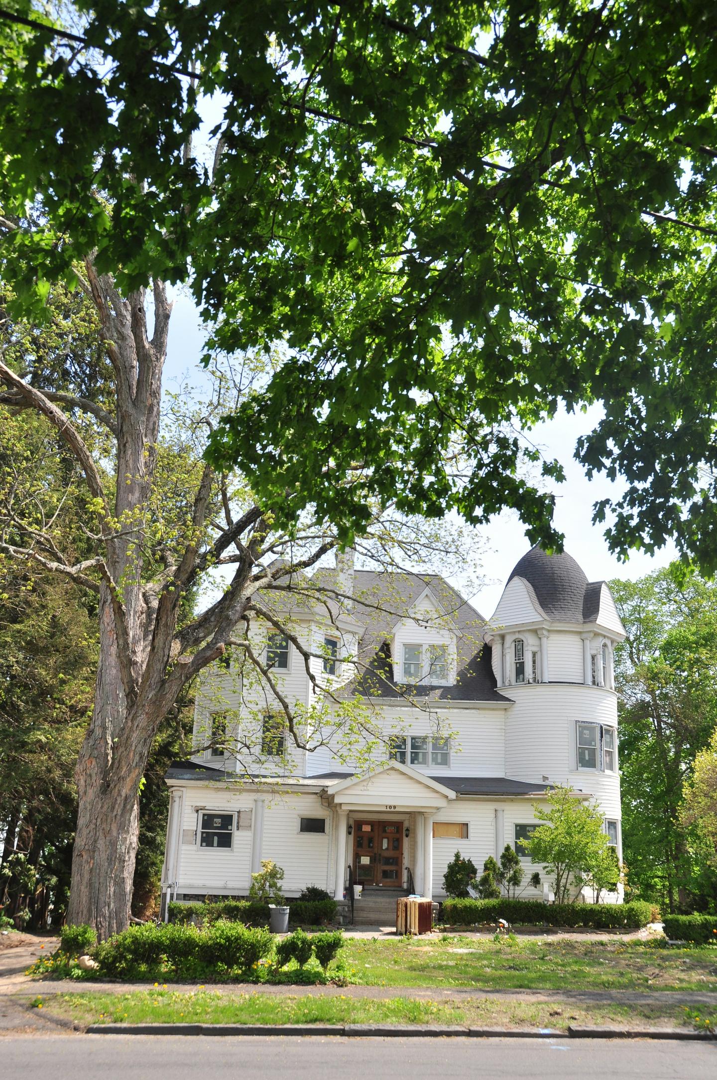 Will Selling My Home Affect Medicaid or MaineCare Eligibility?